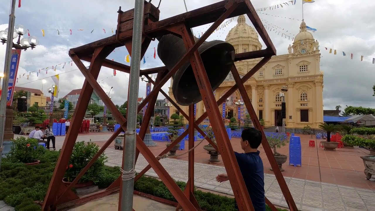 HAY nghe tiếng chuông nhà thờ giáo họ ĐỨC BÀ - ĐỀN THÁNH KIÊN LAO