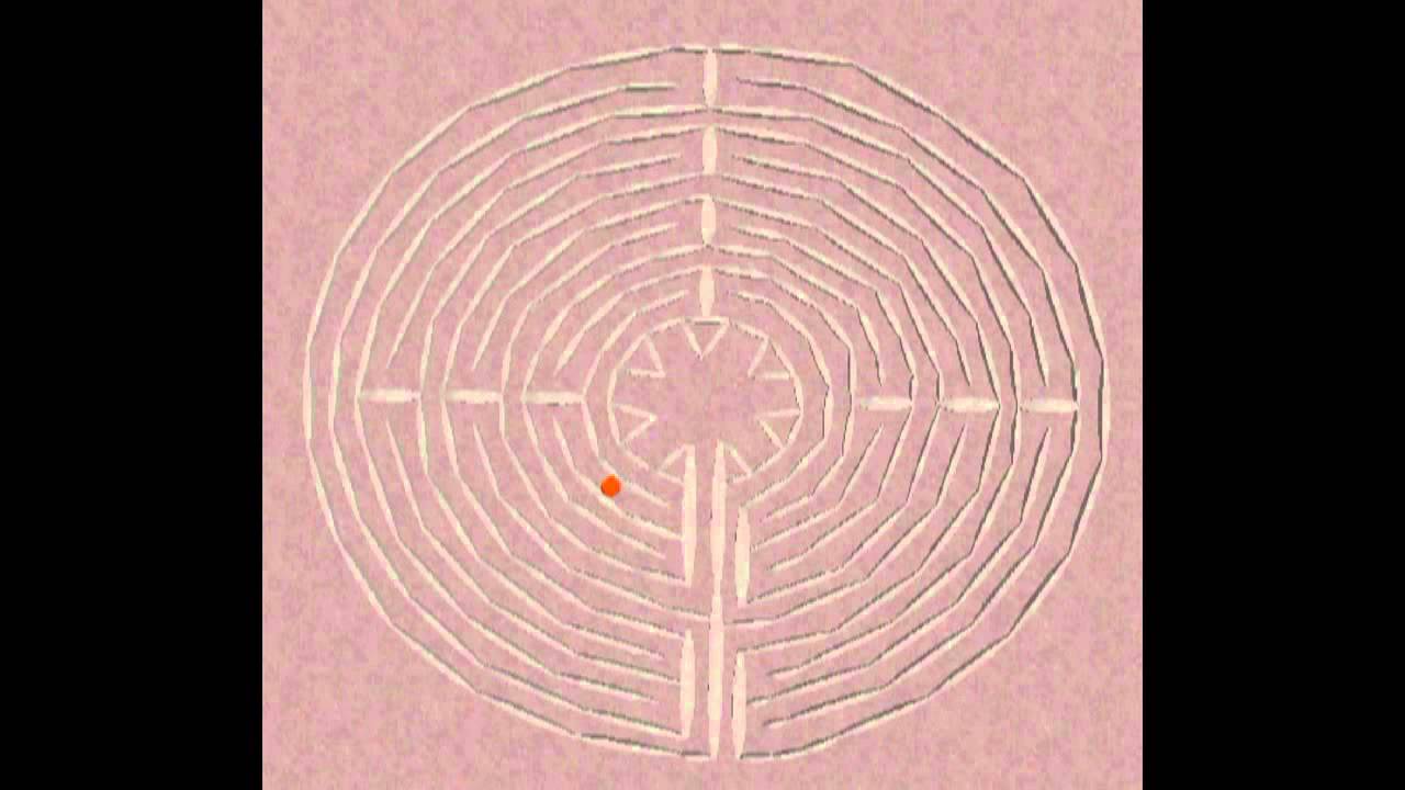 Ball tracing Labyrinth of Chartres