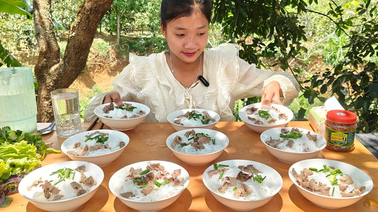 Bất Ngờ Tăng Phần Thưởng Lên (10 Triệu) Cho 10 Bát Bún Và Cái Kết Không Tưởng Cho Em Thảo