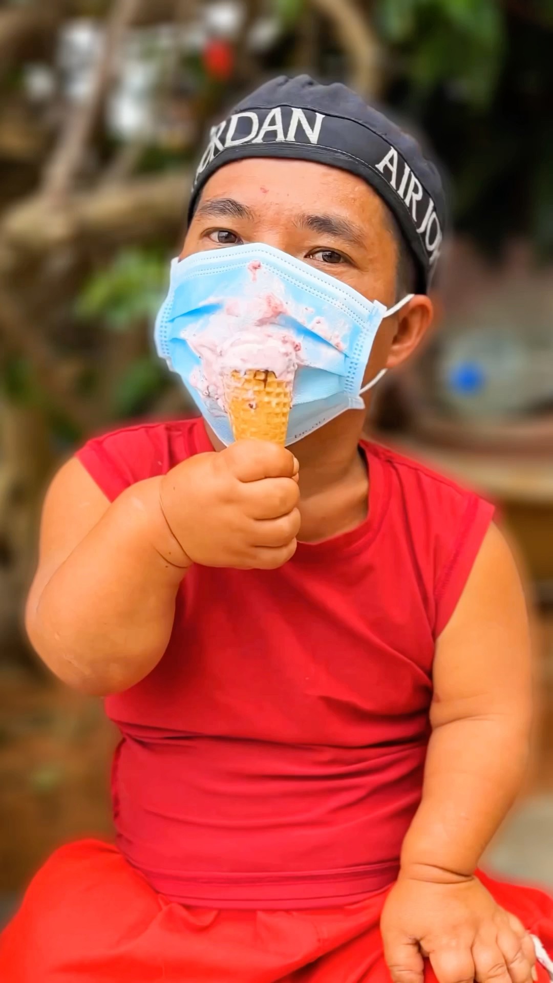 ToRung comedy: enthuse medical mask?