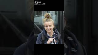 mXUmDF48Paw Video Image