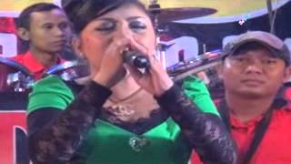 Tangan Tangan Hitam - Ika Kartikaredysta Live Negla 3 November 2014