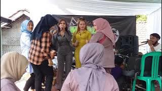 janda pirang versi tanjidor kuda renggong