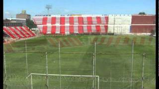Cancha de Unión con bandeja sobre la redonda
