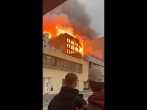 Terrifying footage captures fire erupting in Sydney's CBD