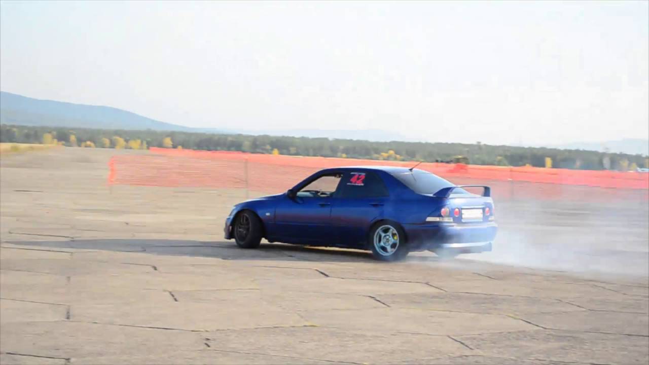 Toyota altezza drift