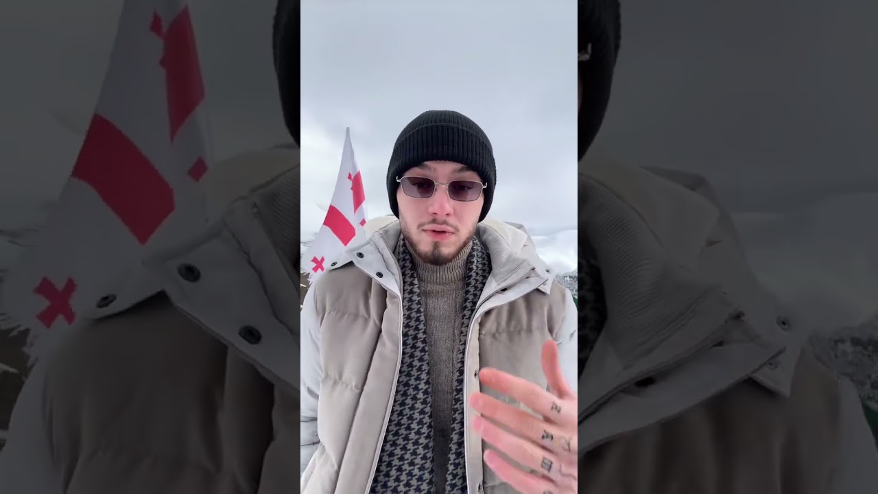 ولا في لغة بتحكيكي !