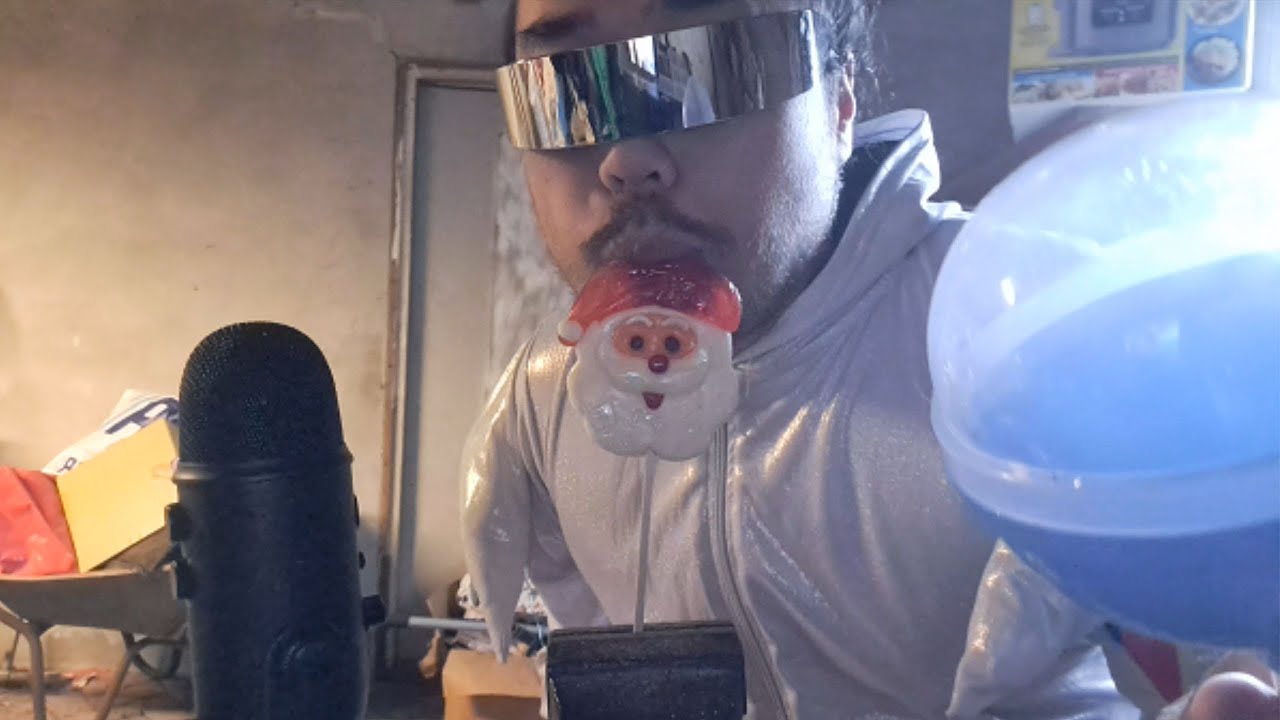 ASMR Eating Santa Lollipop Without Using Hands 🍭| Garage Edition
