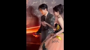 Cái Nắm Tay Dễ Thương Trên Thảm Đó Lúc Ấy Của Bạch Lộc Và Tăng Thuấn Hy #bailu #白鹿 #bailu_shiyi