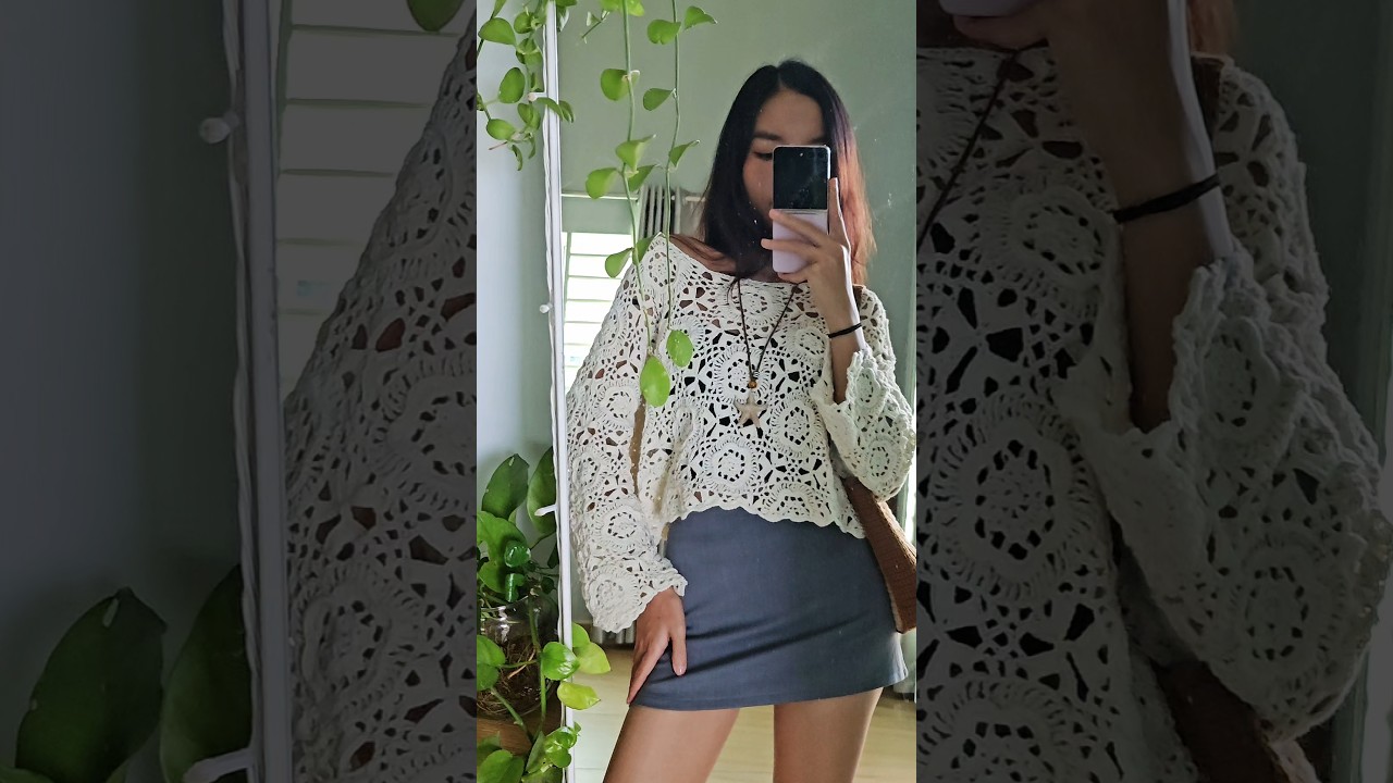 It's a crochet flower hexagon sweater 🤍🍂 #shorts #crochet