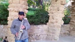 Музыкальный экспромт в парке Гауди