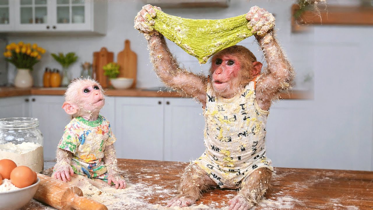 Bibi and Lala’s First Baking Class! Dad’s Secret Cake Recipe