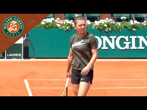 Simona Halep in Practice before the final - Inside RG I Roland-Garros 2018