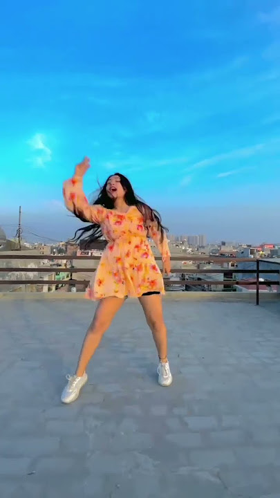 Raat bhar || New Short Dance Video || #youtubeshorts #dancelike #subscribe #like #shorts