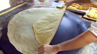 نان یوخه شیرازی| Baking bread with soft and amazing Iranian dough screenshot 4