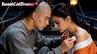 Man saves girl from river; helps treat her injuries by undressing her. 37 #ChineseDrama #Costume screenshot 2