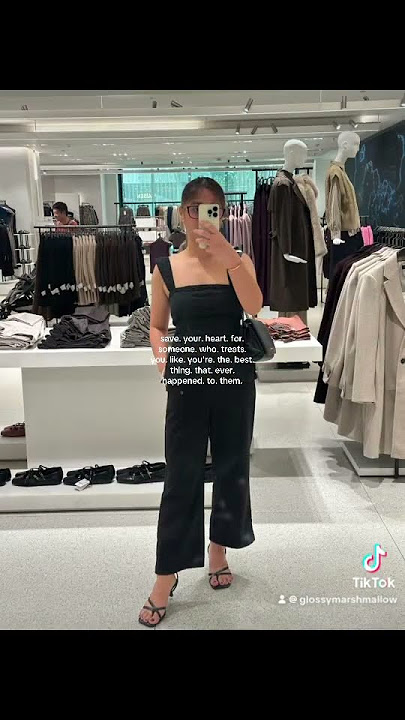 https://vt.tiktok.com/ZSH7jYATLBbnv-cpXkW/
