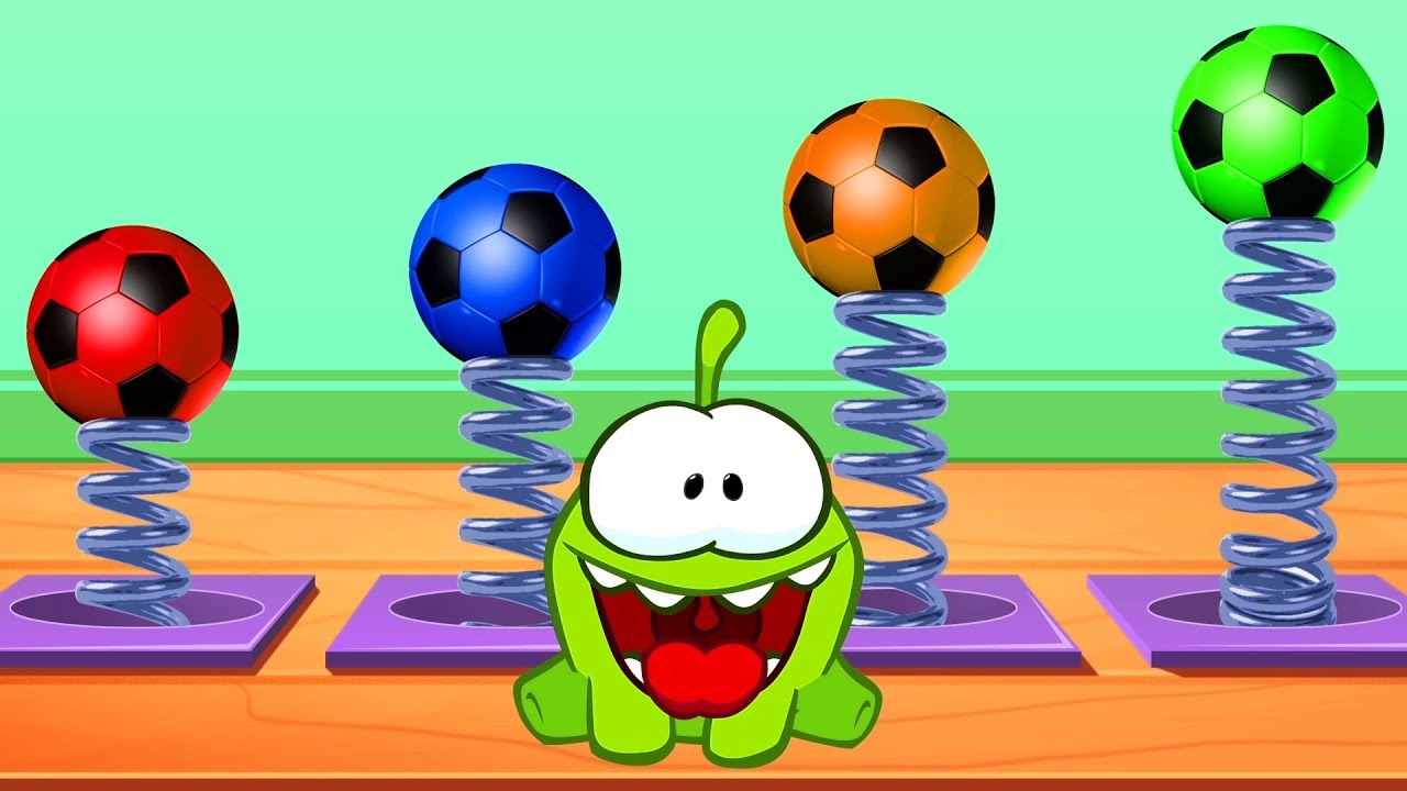 ⁣Om Nom jumps on footballs and studies colors / Learn English with Om Nom / Educational Cartoon