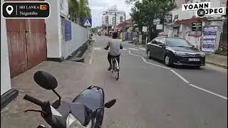 Những con phố đầy xe cộ