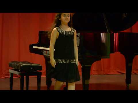 Ana Chikashua 9 Year.   ანა ჩიკაშუა. 9 წლის.   ITALIA. იტალია.