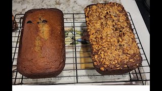 BLUEBERRY BANANA BREAD WITH AND WITHOUT NUTS, YUMMY!