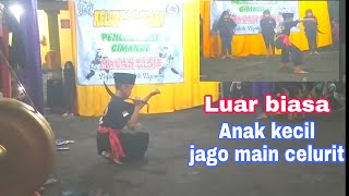 Extraordinary! Little boy playing sickles - Indonesian Pencak Silat Association (Jember)