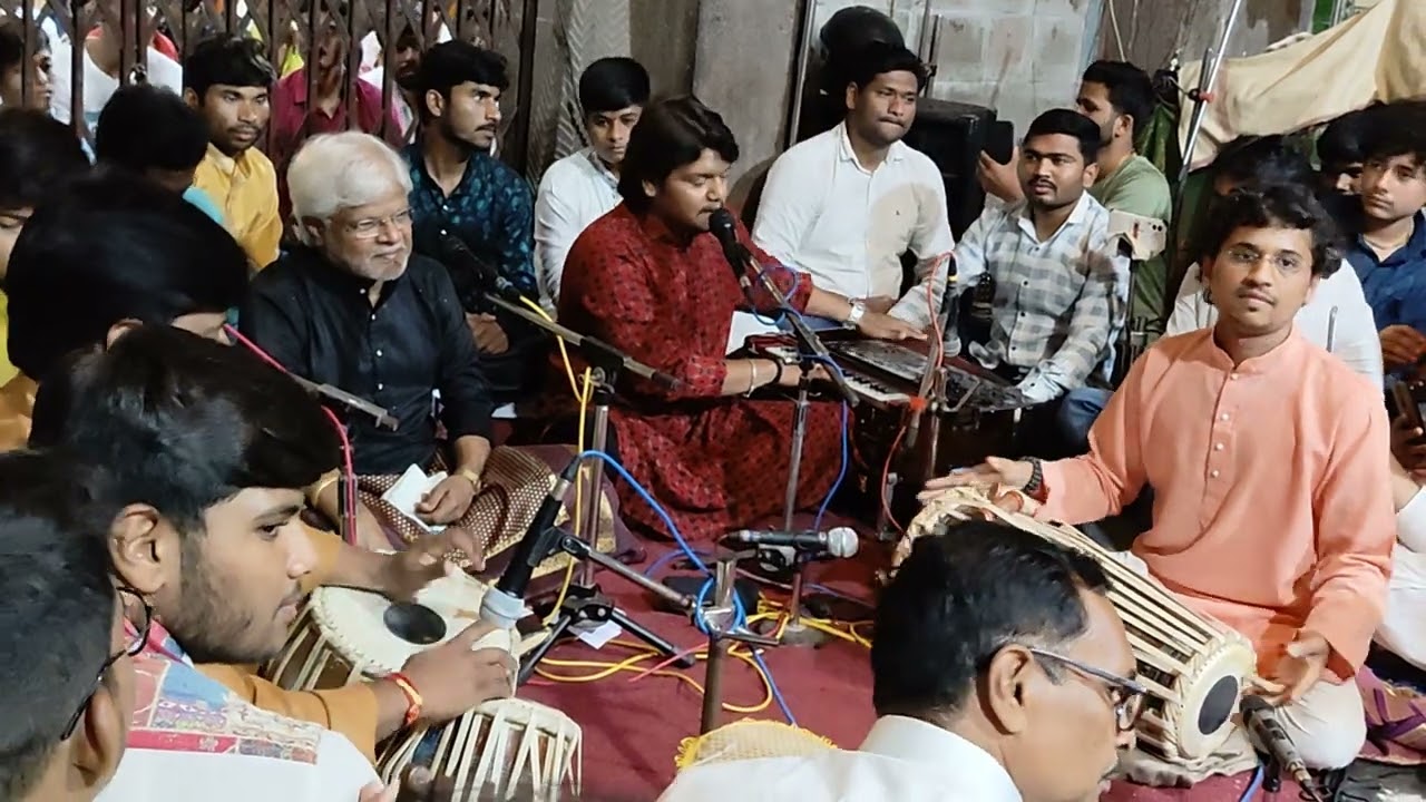 रचना:- सावळे रुपडे , गायक:- सुरंजन खंडाळकर