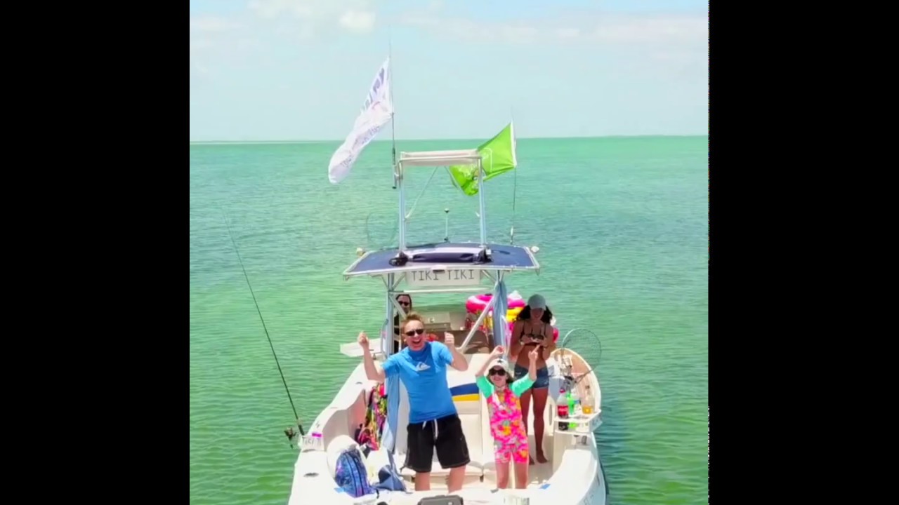 KLA Familly Fun - Private Boat Tour & Charter for Friends & Families