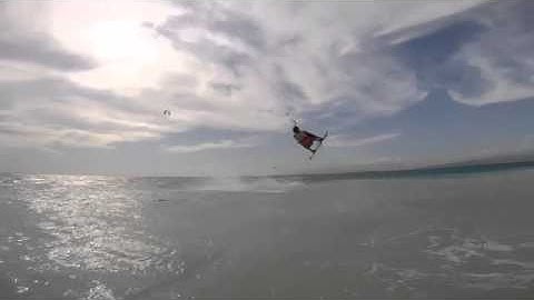 The 2014 Kitecamp on Tabuhan Island organised by Bangsring Breeze