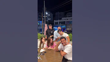 الف ارنب يجري يلعب ياكل جزرا كي لا يتعب انس الشايب لين محمد لانا محمد دعمكم يسعدني منشن للي تحبه 