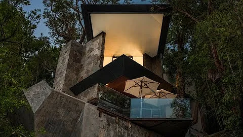 Wolff House by John Lautner, complete overview and...