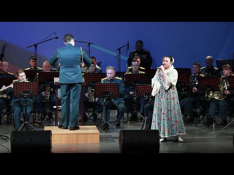 'Гляжу в озёра