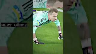 Mert Günok Mükemmel Topa Uzanişi Süper Kurtariş