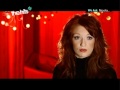 Capture de la vidéo We Ask...nicola Roberts