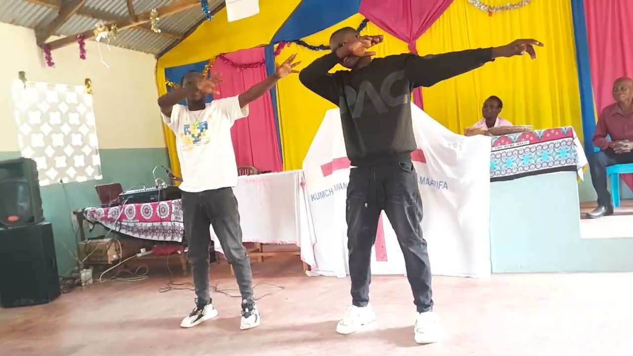 The young   shakers performing  live..