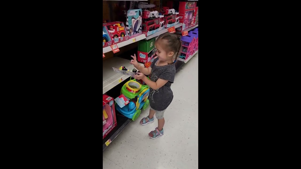  Cute 3 Year Old Baby Girl Goes Toy Shopping Spree At Walmart Toys Babyproducts