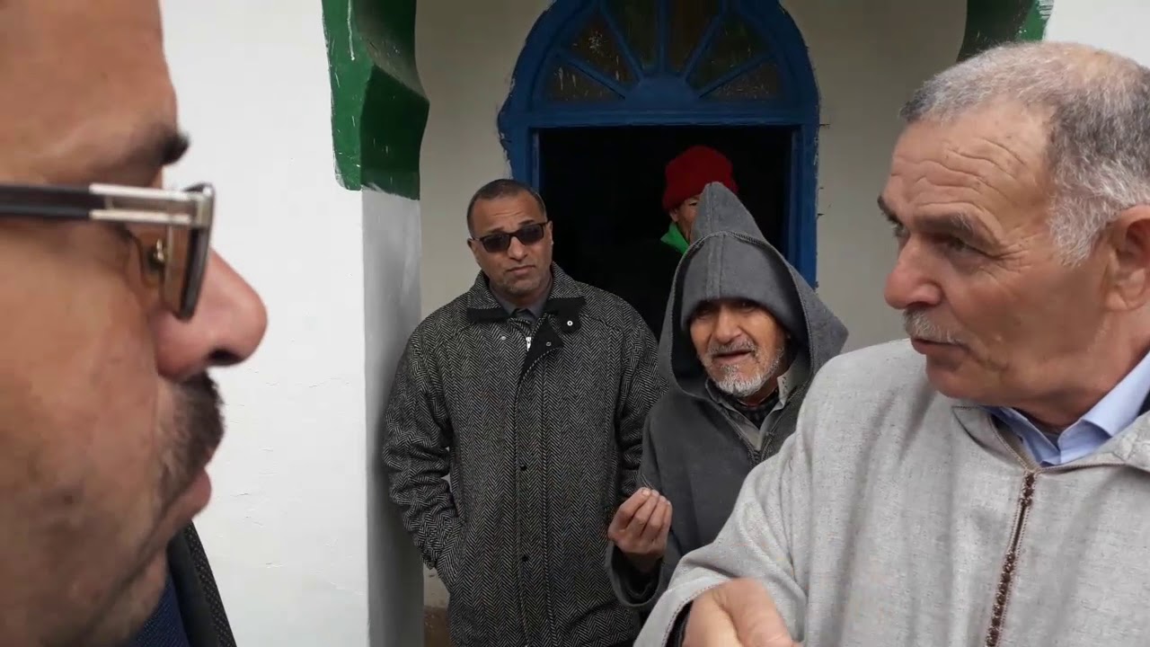 مسجد ومدرسة عتيقة بقرية الصخرة الجبلية ببني كرفط بإقليم العرائش عرضة للنسيان