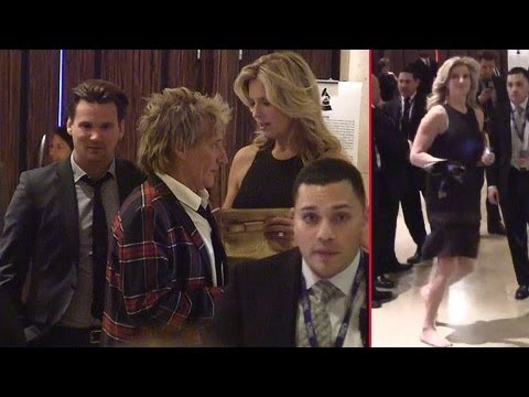 Rod Stewart's Wife Penny Lancaster Loses Her Shoes At Clive Davis' Pre-Grammy Gala