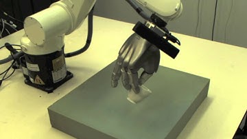 Learning dexterous grasps that generalise to novel objects