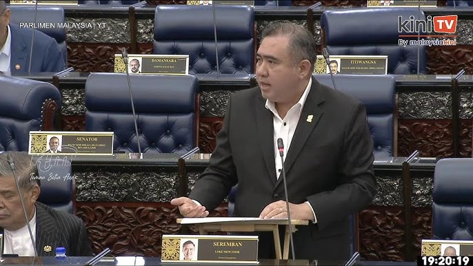 Jinsiy qiz uning butun anus ustida pissed bor Veronika Rigal porno videolar