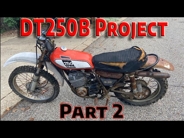 1975 Yamaha DT250 Project Part 2: fender repair, painting and the
