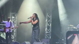 Zonke feelings live
