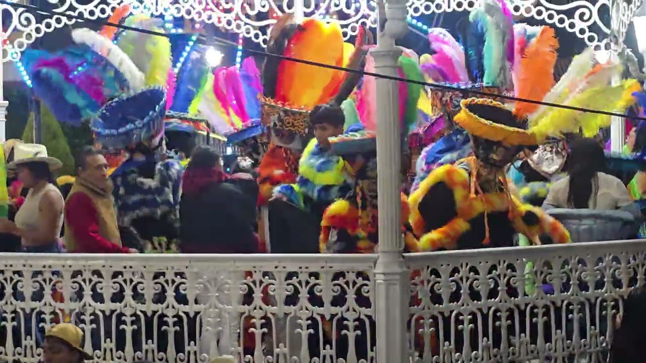 Chinelos en ozumba 2025, banda La kordillera, banda oriental y banda la mera mera tocando juntas!! 