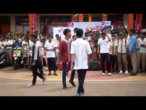 loza shuffle squad at sma bintara depok