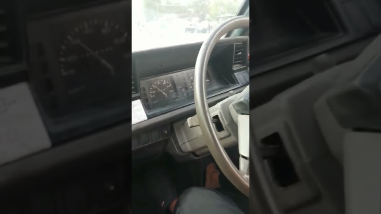 Driving Nissan vanette c22