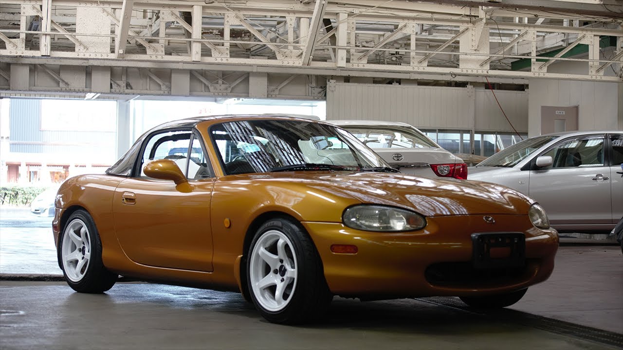 ATL JDM IN JAPAN- 1998 Eunos Roadster NB (1.6L WITH A HARDTOP