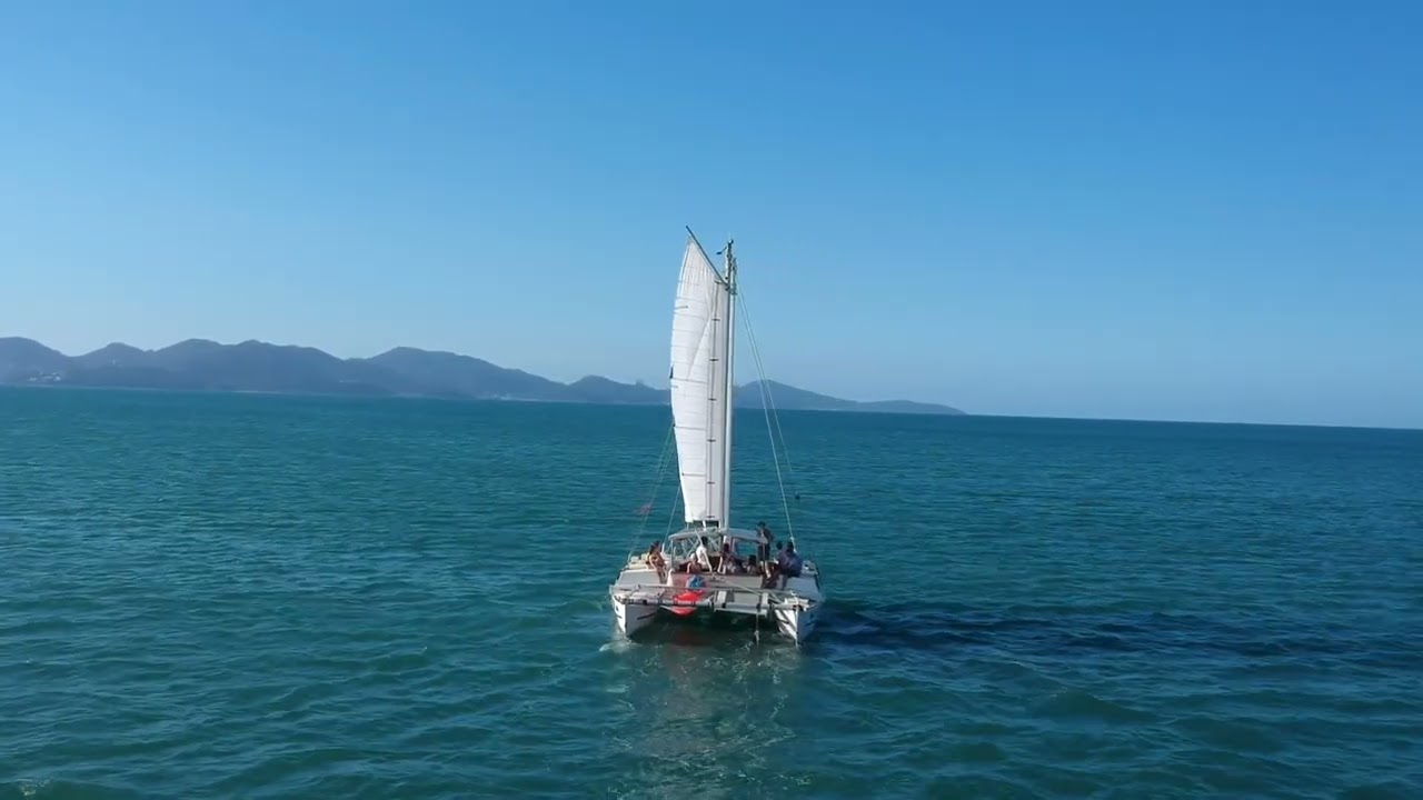 ⁣Video Drone Catamaran Amelia