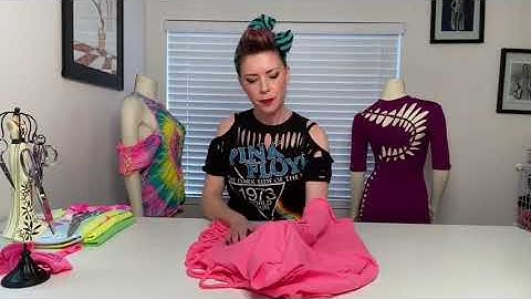 Jenn is teaching t-shirt cutting