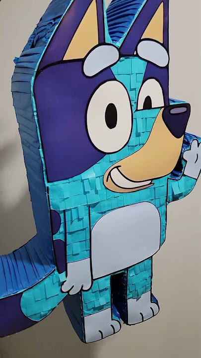 piñata de bluey