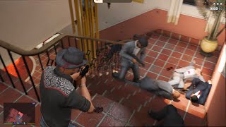 GTA 5 - Madrazo Cartel Hit Squad Attacks Michael’s House   Ten Star Escape